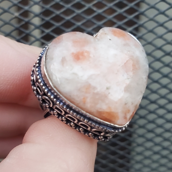 New Heart Shaped Sunstone 925 Silver Ring. - Picture 2 of 16